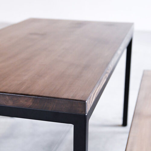 деревянный стол на кухню фото